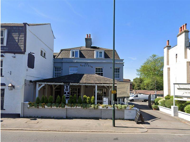 Hampton Court Hotel East Molesey Buitenkant foto